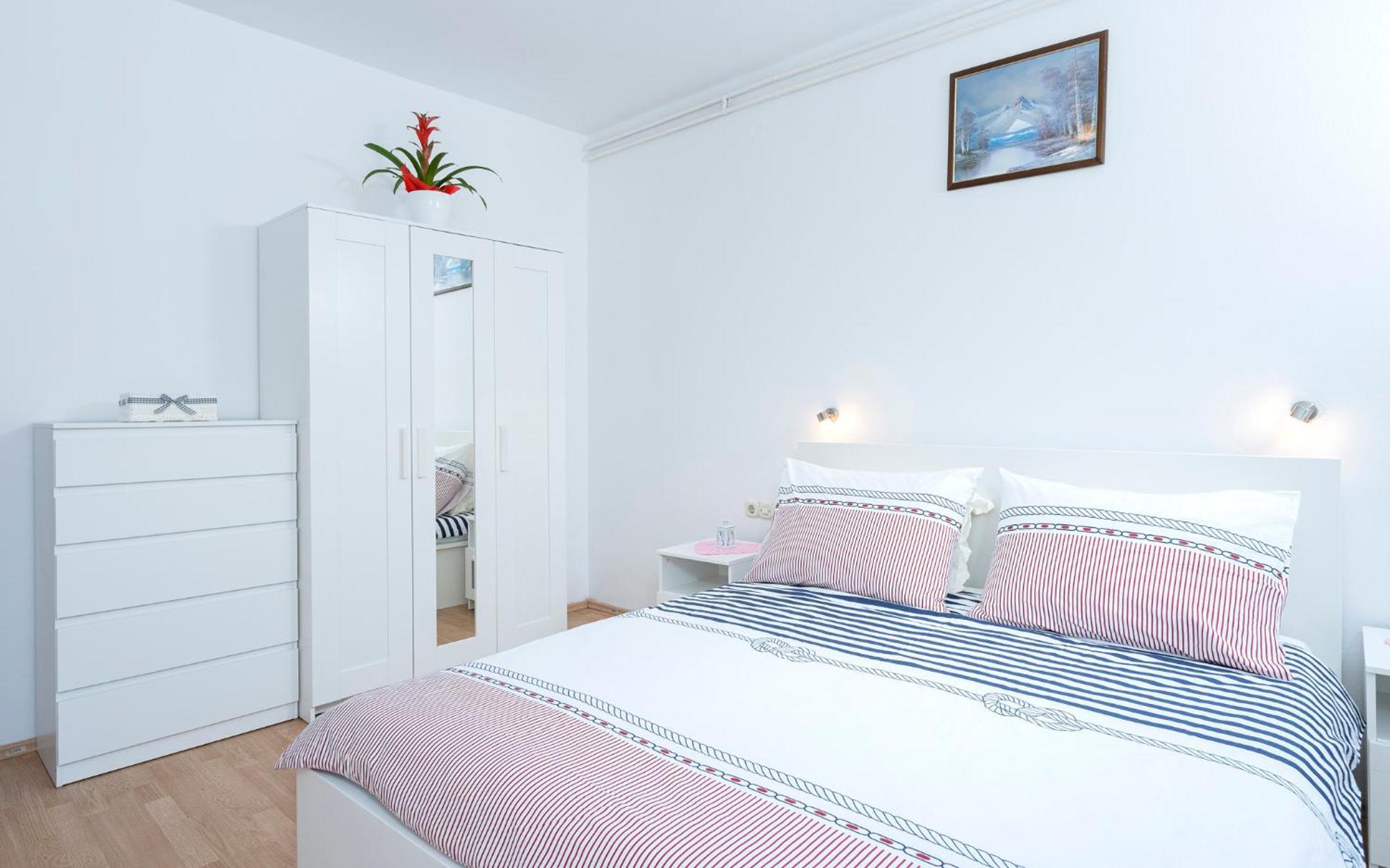 Apartments Draganic Jelsa  Exterior photo