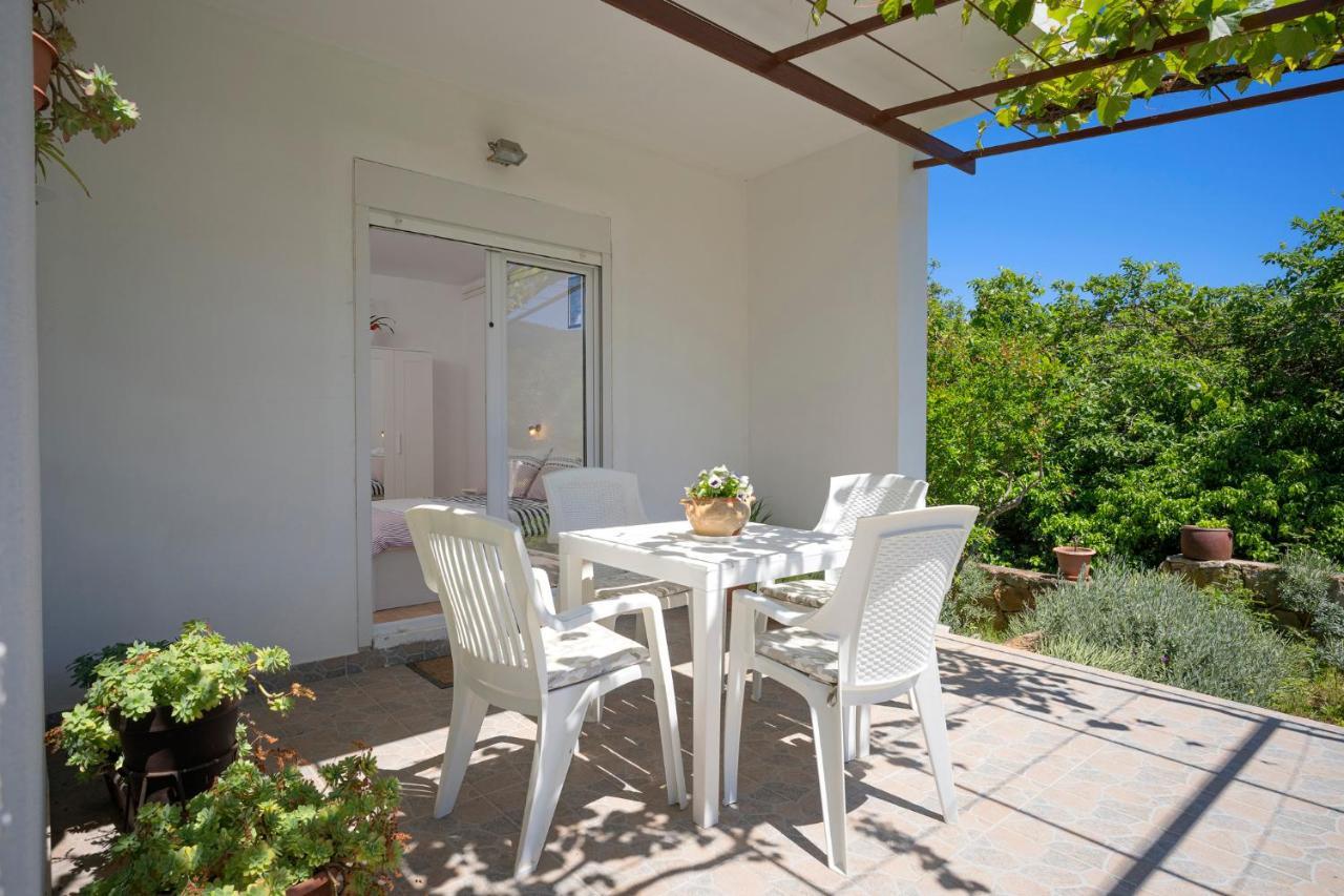Apartments Draganic Jelsa  Exterior photo
