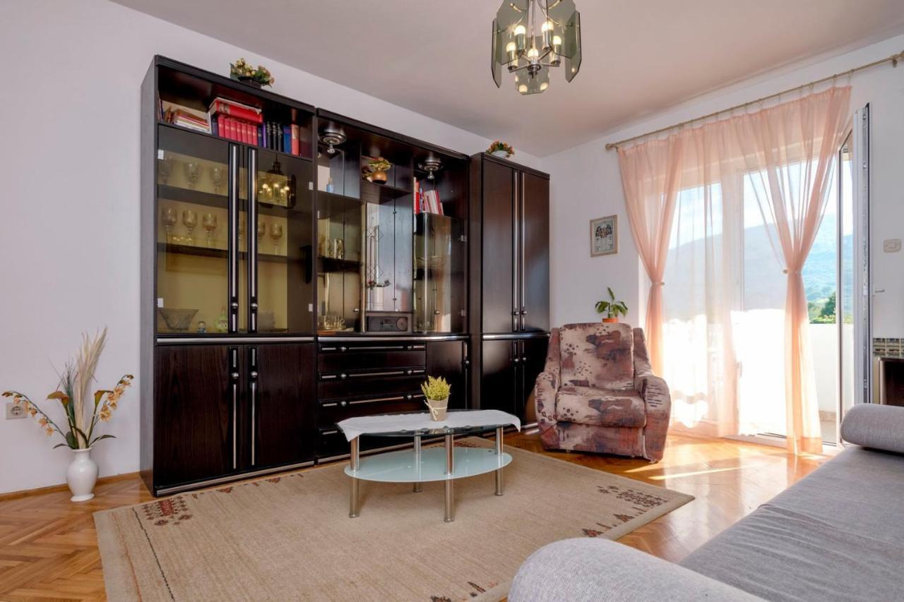 Apartments Draganic Jelsa  Exterior photo